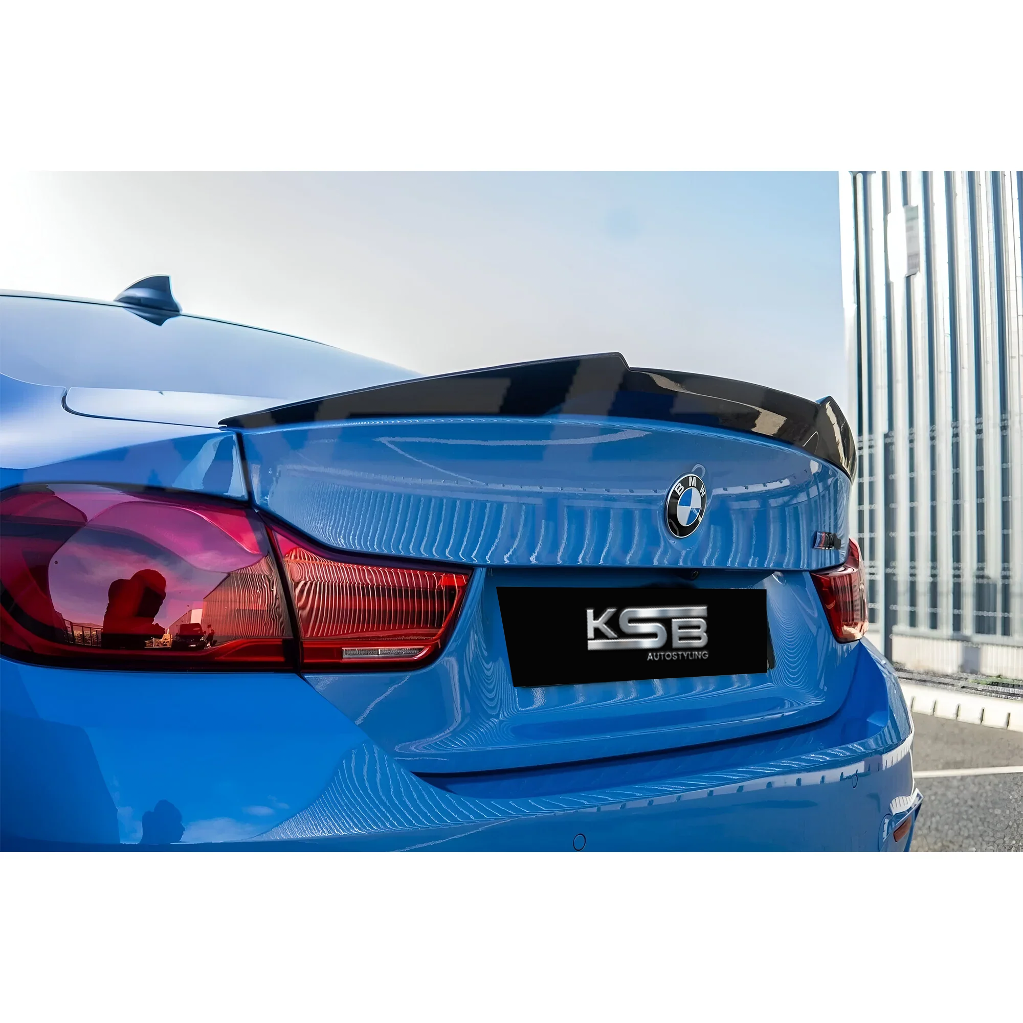 BMW F82 M4 Spoiler M-Performance Style