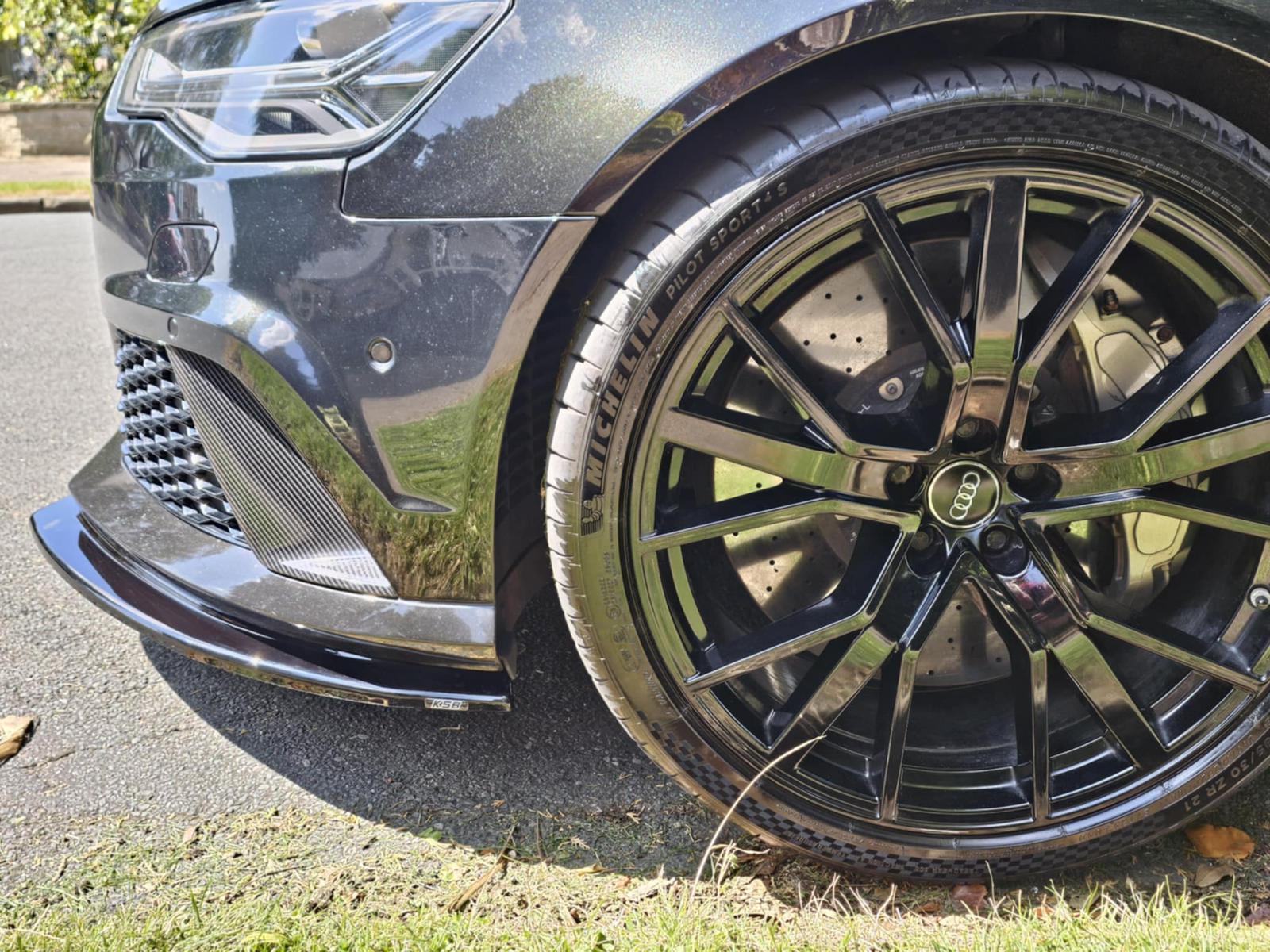 Audi RS6 C7 / C7 Facelift Front Splitter