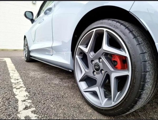 Fiesta ST MK8 Side Extensions – Sleek & Sporty Upgrade – KSB Autostyling